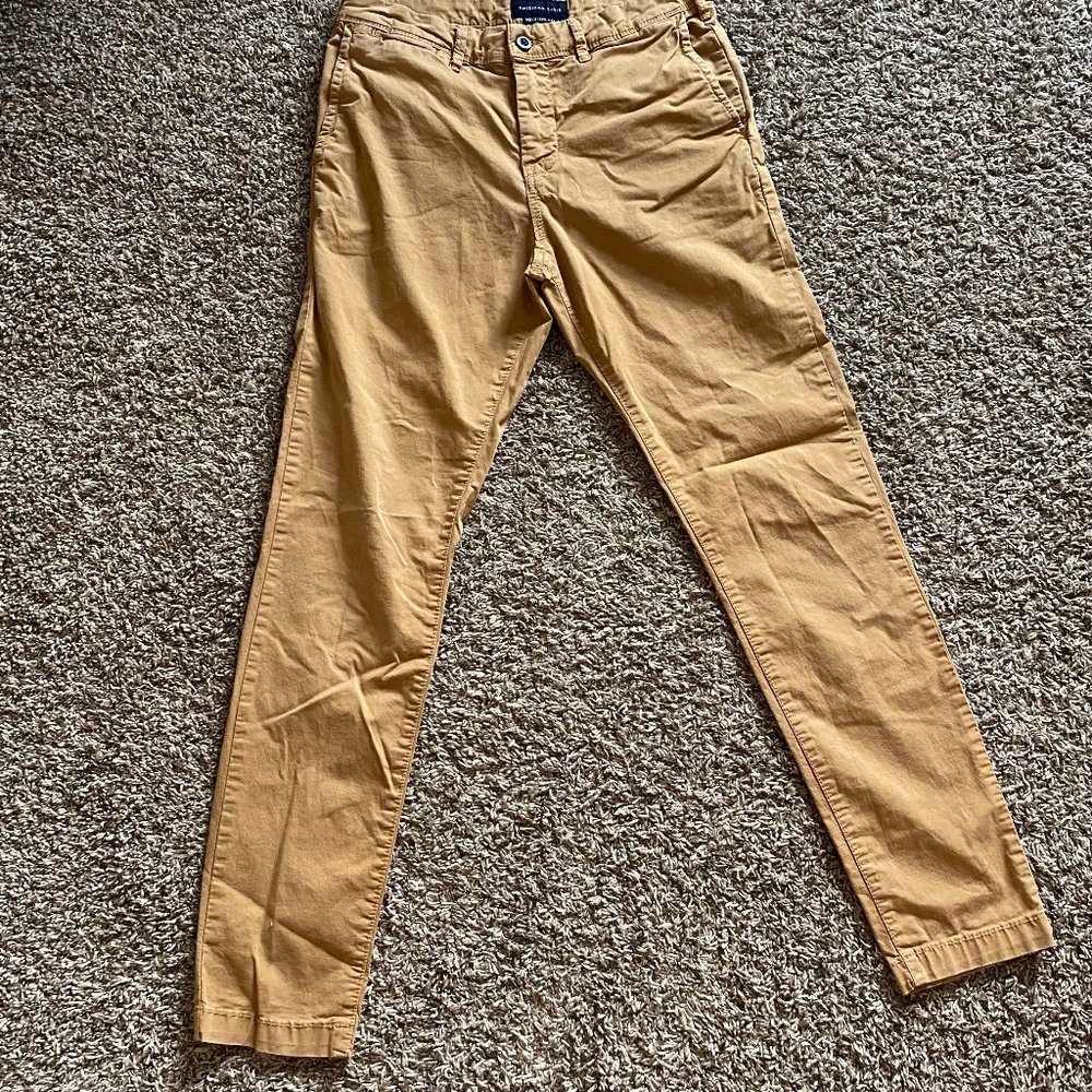 American Eagle Khakis